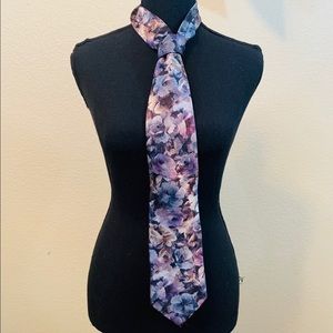 Christian Dior Floral Tie